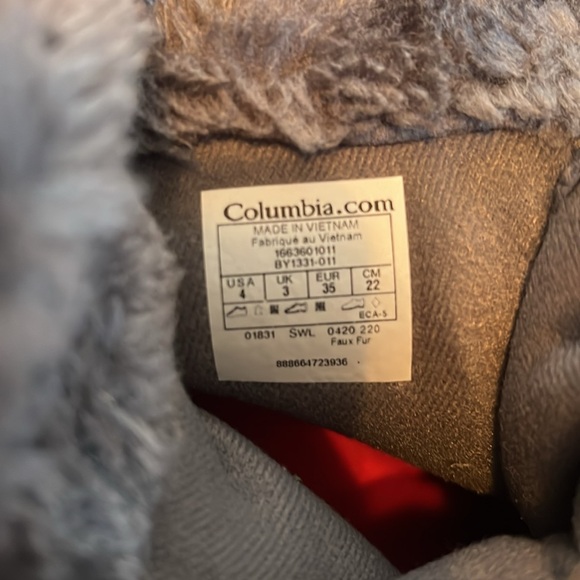 Columbia youth snow boots, size 4 - Picture 4 of 5